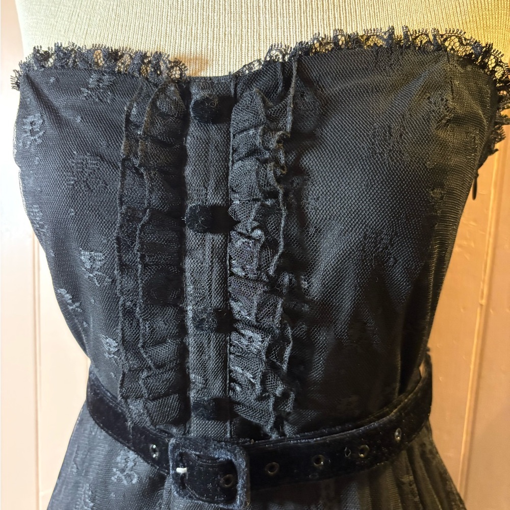 Forever 21 Black Lace Strapless Dress with Velvet Belt - Ruffle Bodice, Size M